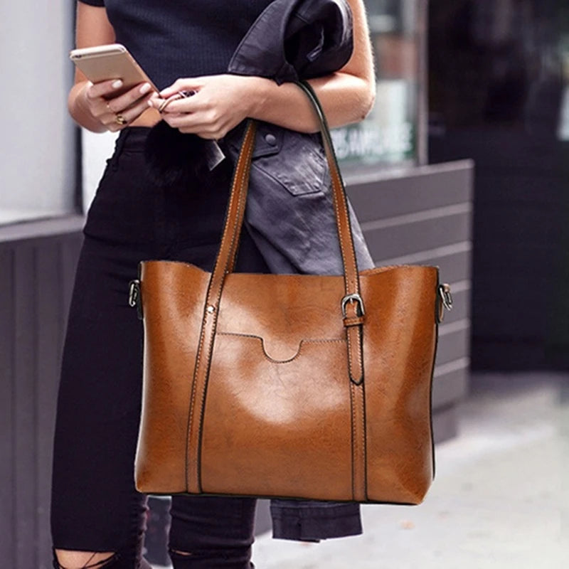 Bolsa Feminina de Ombro Couro Maitê